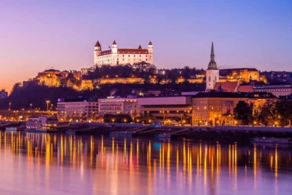 Diamond Residence In Old Town With Free Parking Bratislava Exteriér fotografie