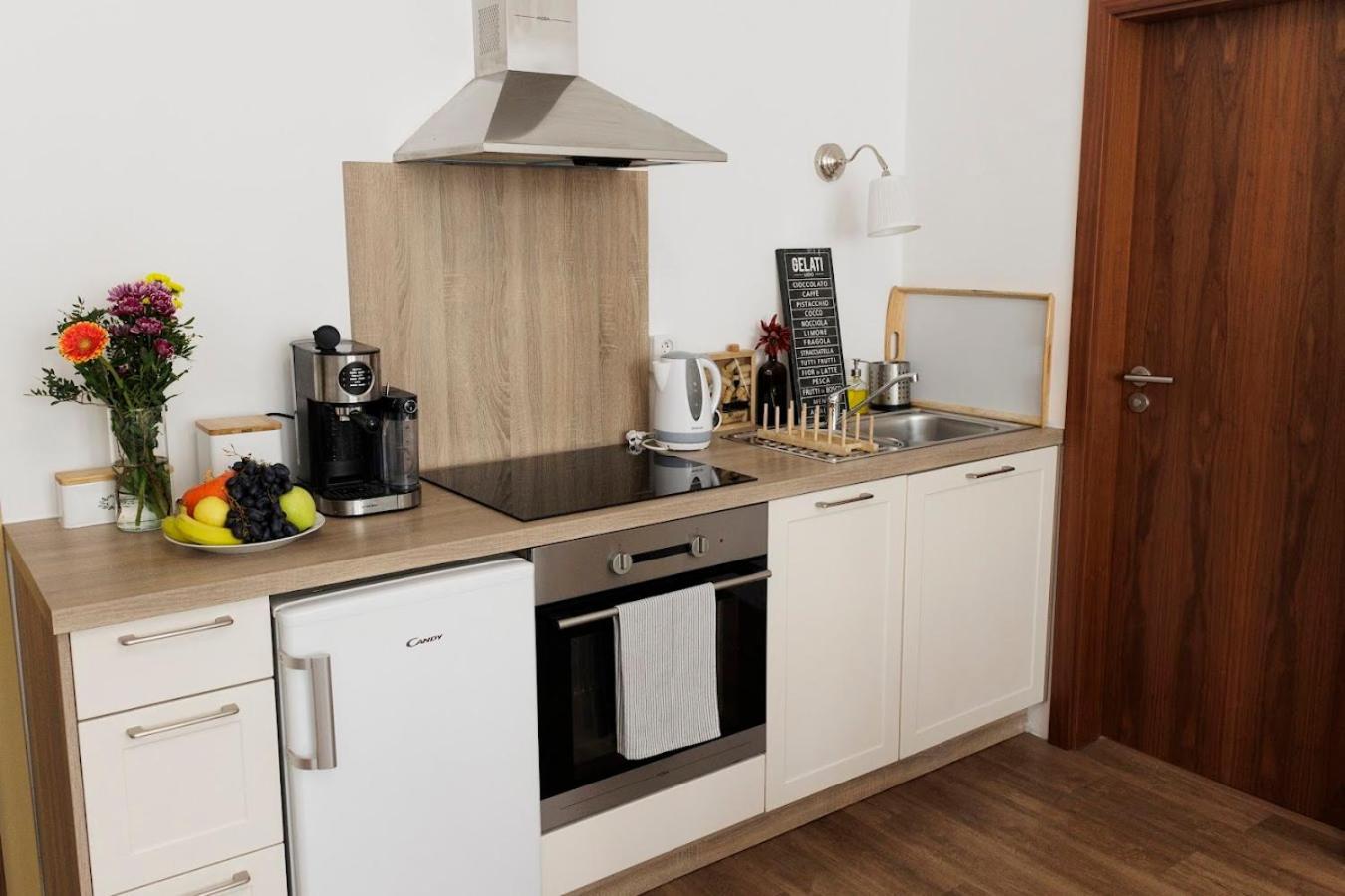 Diamond Residence In Old Town With Free Parking Bratislava Exteriér fotografie