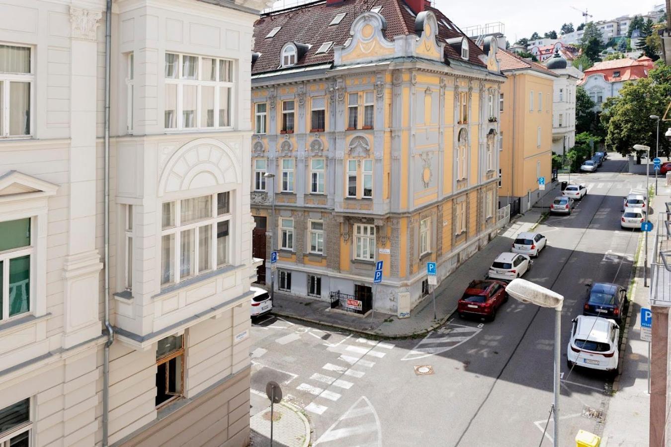 Diamond Residence In Old Town With Free Parking Bratislava Exteriér fotografie